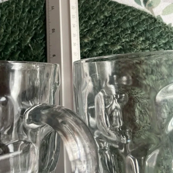 EUC 2 DIMPLED BEER MUGS/WINE GLASSES ON STEMS. - Picture 4 of 5